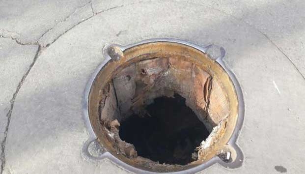 Rescatan a 7 indocumentados de alcantarilla en Texas