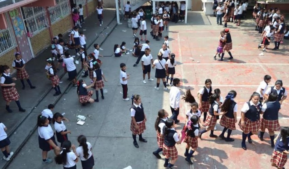 Se invita a extremar precauciones para prevenir los brotes de varicela y pediculosis en las escuelas del Estado