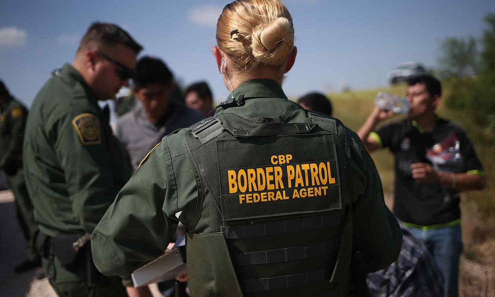 Agentes fronterizos de EU usarán cámaras corporales