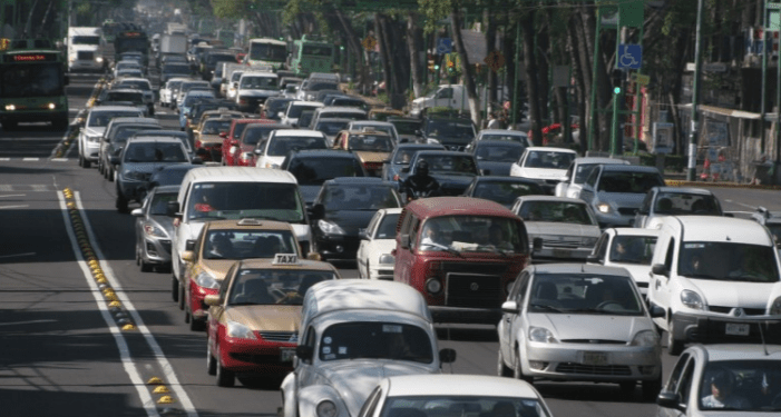 Sismo genera caos vehicular en la Ciudad de México