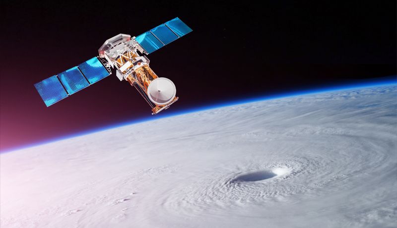 Meteorólogos siguen de cerca perturbación en el Caribe