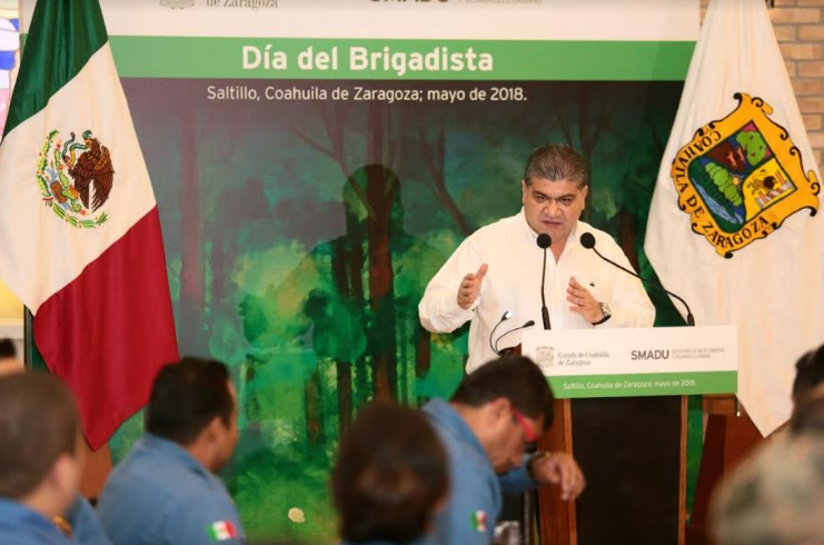 Celebran día del Brigadista