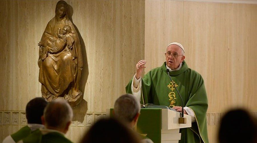 “Con el diablo no se dialoga, es un perro rabioso” advierte el Papa