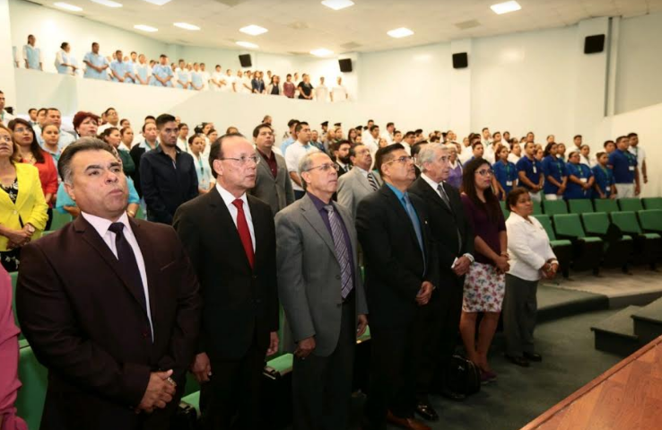 Debaten en Congreso los 200 mejores alumnos de Enfermería
