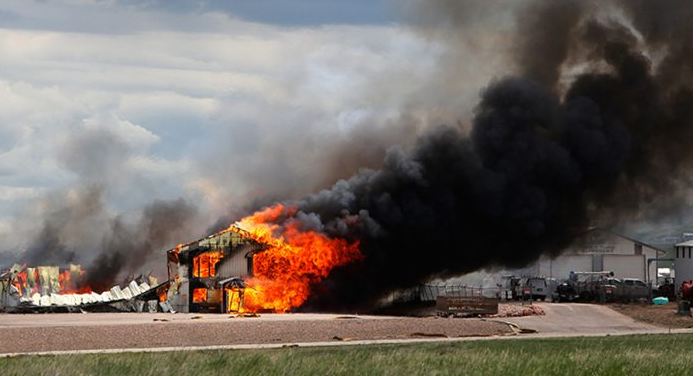 Incendio en fábrica de municiones de Corea del Sur deja dos muertos
