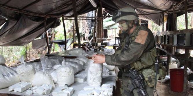 Colombia: destruyen laboratorio de cocaína de la guerrilla