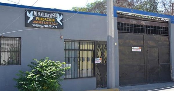 Rescatan a 24 menores que vivían hacinados en un centro de rehabilitación en Saltillo