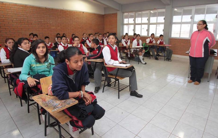 Recibirán maestros de Coahuila reconocimientos por años de servicio