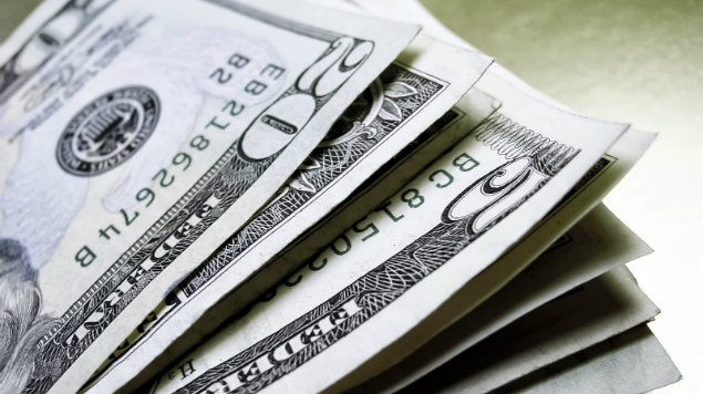 Dólar llega a 21.20 pesos en bancos de la Ciudad de México