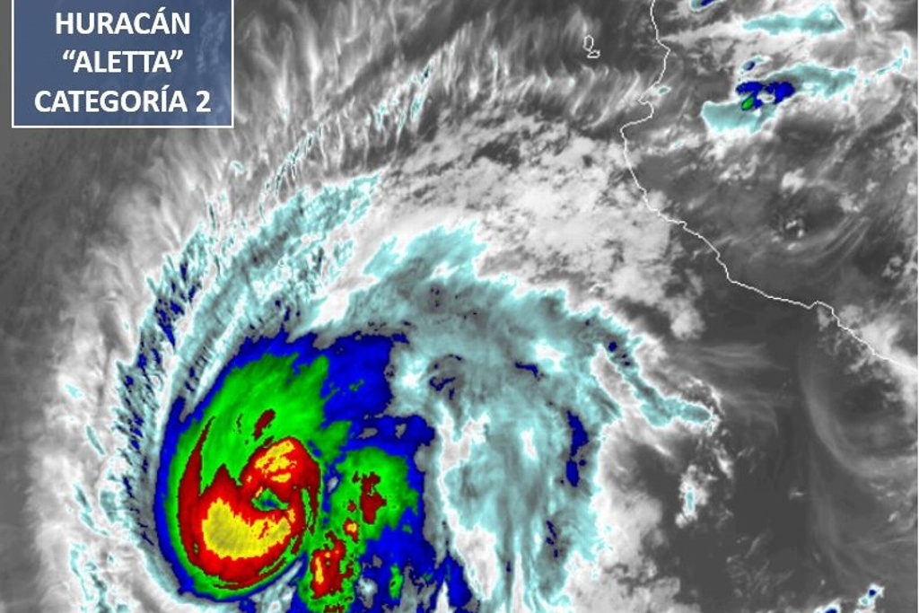Aletta se intensifica a huracán categoría 2 y se aleja de costas nacionales