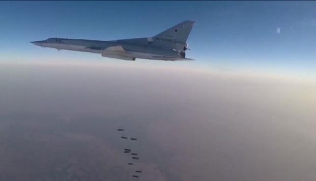 Aviones intensifican bombardeos sobre provincia siria rebelde