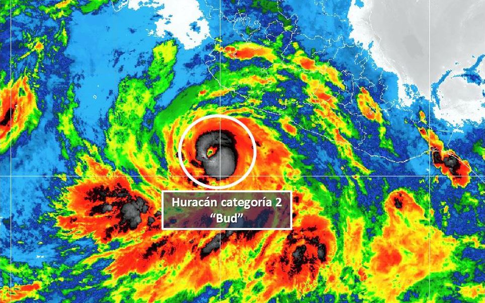 Huracán Bud alcanza la categoría 2; se localiza al sur de Jalisco