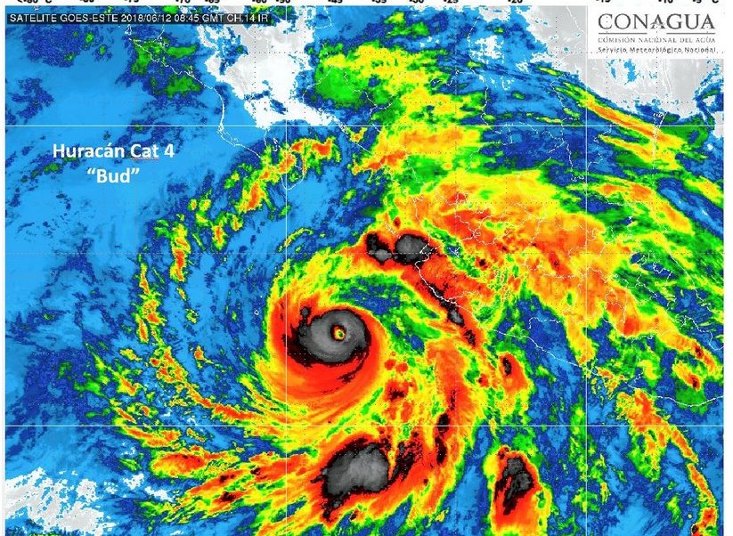 Huracán Bud se intensifica a categoría 4