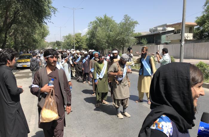 Caravana por la paz afgana llega a Kabul después de 38 días de caminata