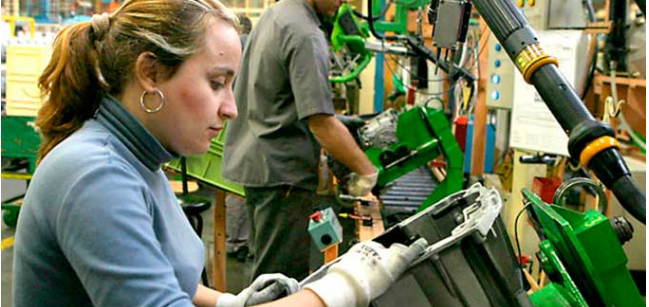 Destaca secretario Campa avance de empleo femenino en México