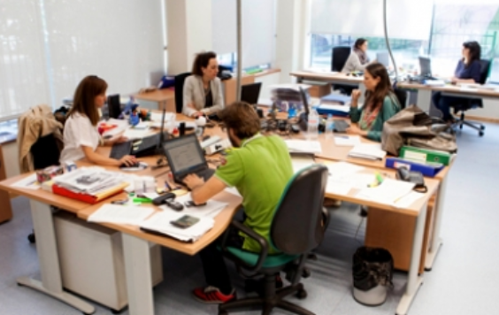 Empresas capacitan a aspirantes para cubrir vacantes en el país