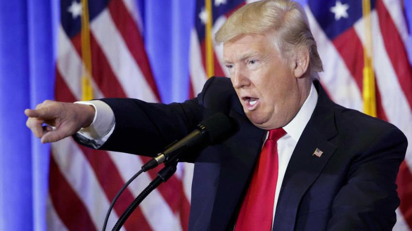 Fracasan republicanos en intento de aprobar dinero para muro fronterizo