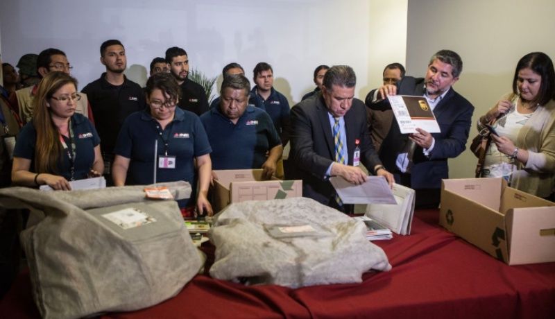 INE recibe 31 mil 325 paquetes postales de mexicanos en el extranjero