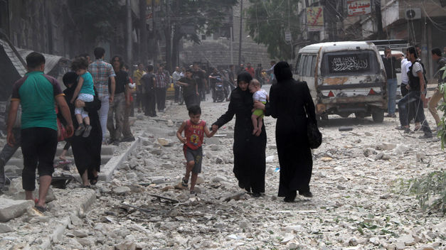 Más de 45 mil desplazados por una semana de ofensiva siria en Deraa