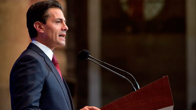 Peña Nieto felicita a Pedro Sánchez, nuevo presidente de España