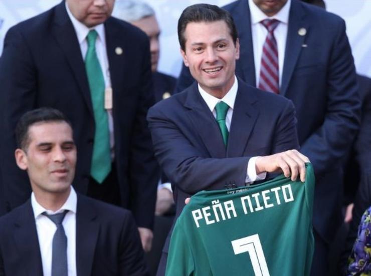 Ver hacia adelante, llama Peña Nieto tras clasificación del Tri en Mundial