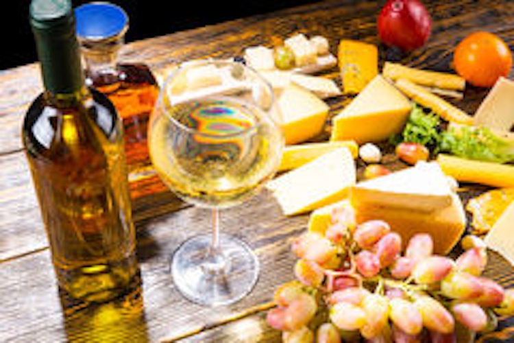 México aplica aranceles al acero, queso, whisky y otros productos de EUA