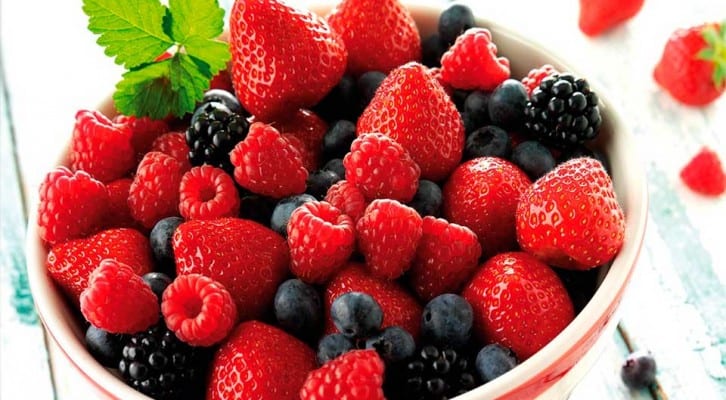Destacan propiedades de frutos rojos en la prevención de cáncer