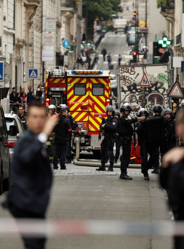 Liberan sanos y salvos a rehenes secuestrados en París