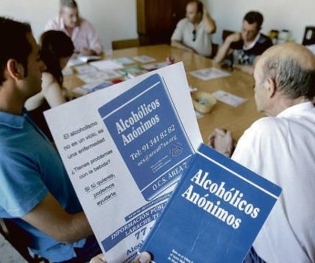 Alcohólicos Anónimos llega a 400 mil mexicanos al año