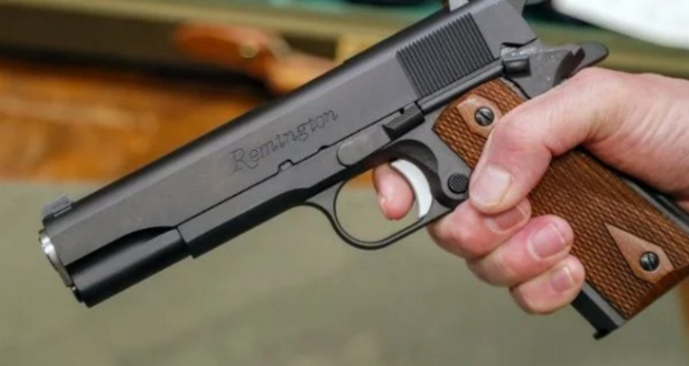 Catean domicilios en NL; decomisan drogas y arsenal