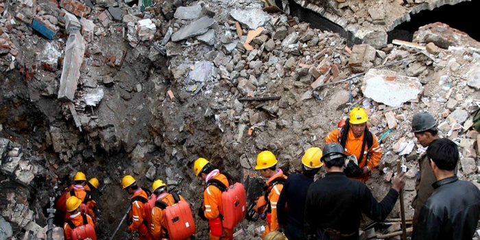 Explosión cerca de entrada de mina china deja 11 muertos y 25 atrapados