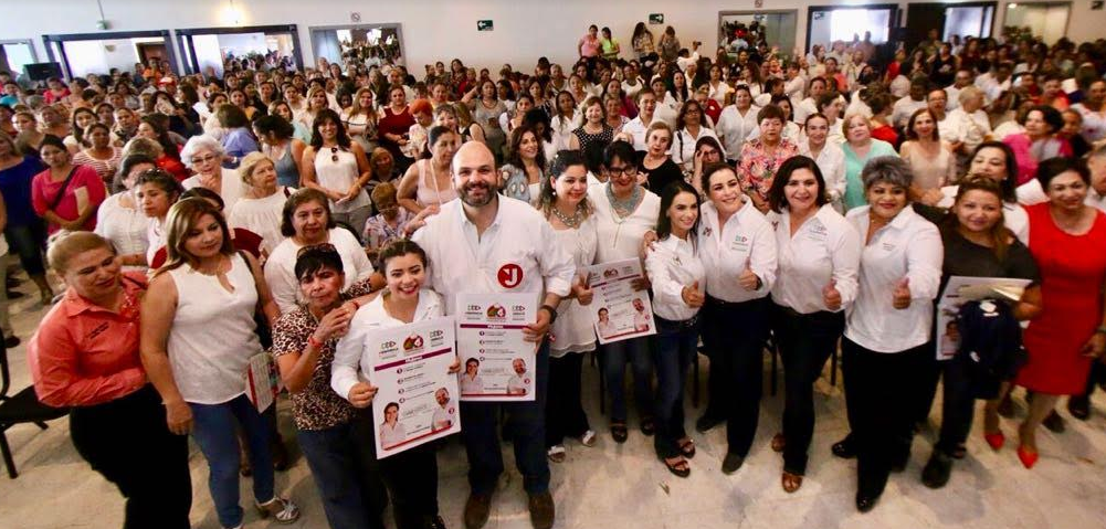 Verónica y Jericó van por más beneficios para las mujeres