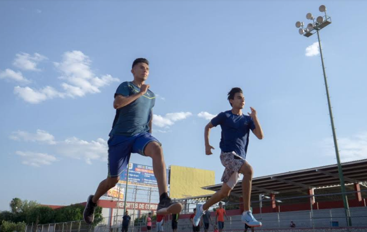 Buscan deportistas laguneros medallas nacionales en Chihuahua y Nayarit