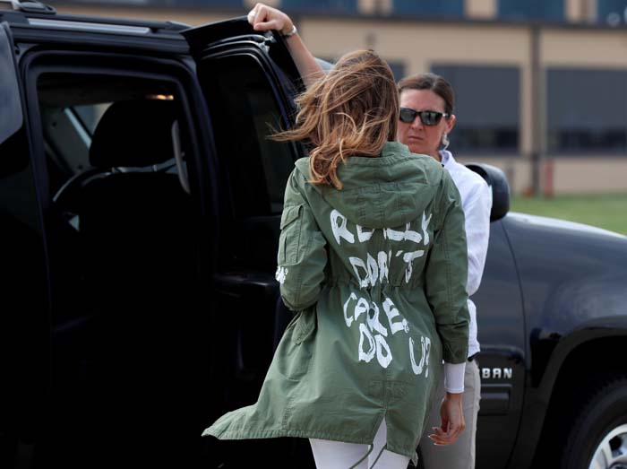 Chamarra de Melania aviva polémica de niños migrantes detenidos
