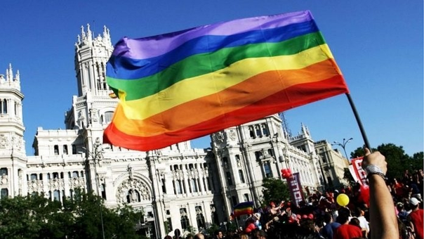 OMS retira a la transexualidad de la lista de enfermedades mentales