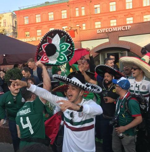 ¿Los mexicanos se acabaron las reservas de los bares rusos?