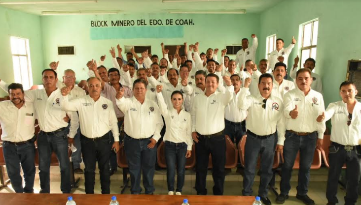 Se suman obreros de la 147 a campaña de Lulú Kamar