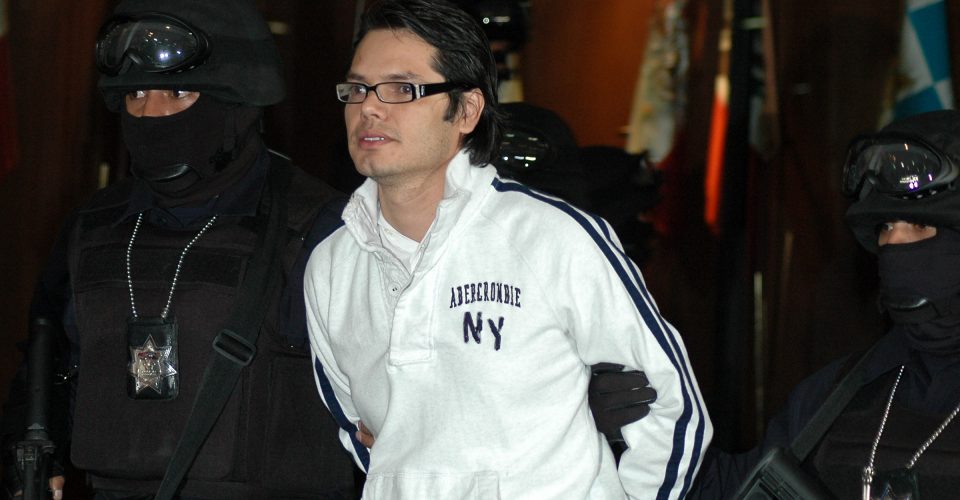 Liberan al hijo del ‘Señor de los Cielos’