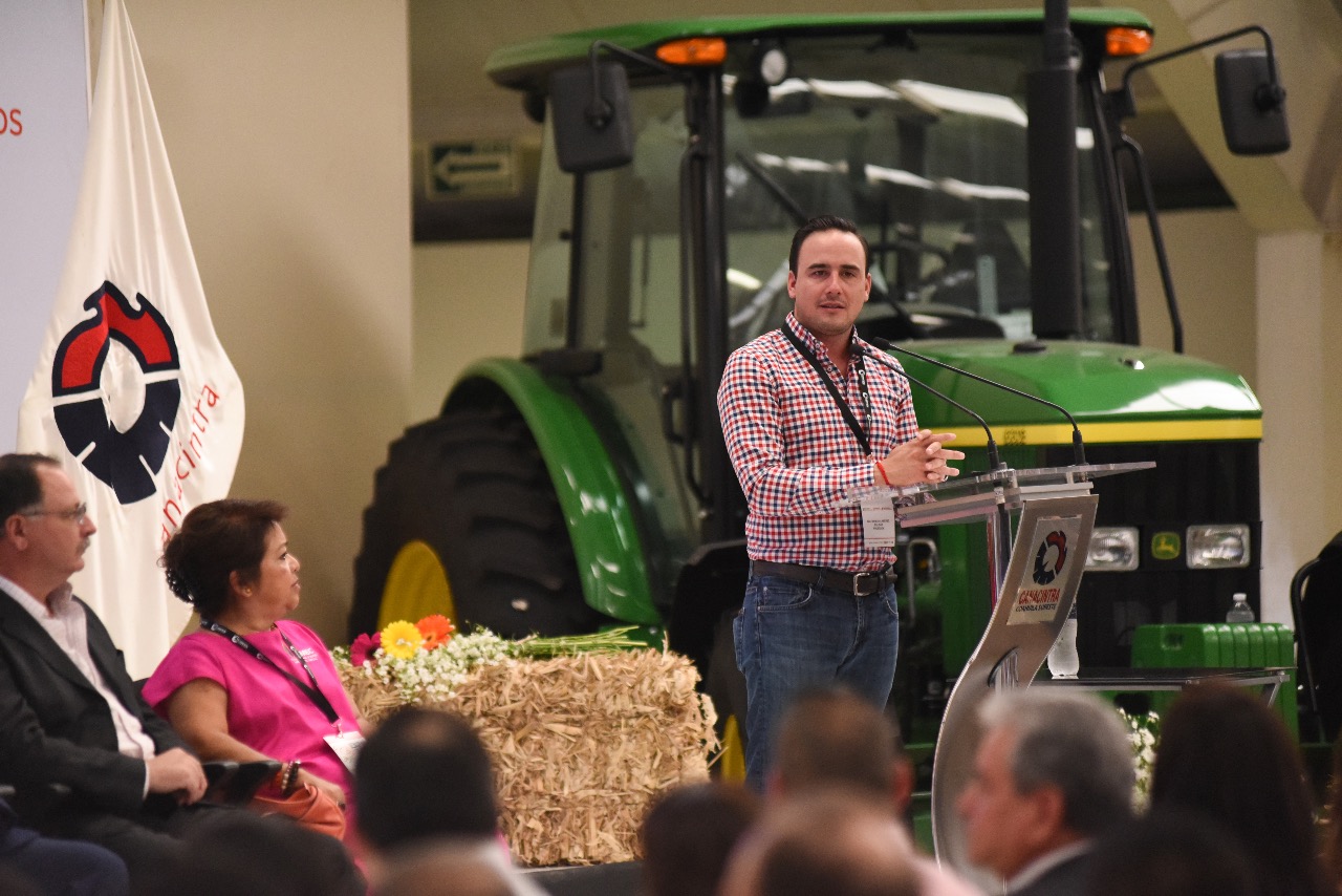 Para que a Saltillo y a Coahuila le vaya bien, <br>tiene que haber trabajo en equipo: Manolo