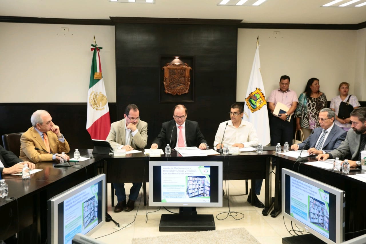 Eleva Coahuila al 87% el abasto de medicamentos <br>y adquiere 23 ambulancias
