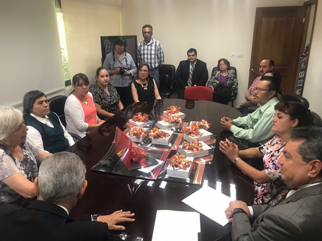 Entregan premios a escuelas por <br>ahorro de energía e impacto ambiental