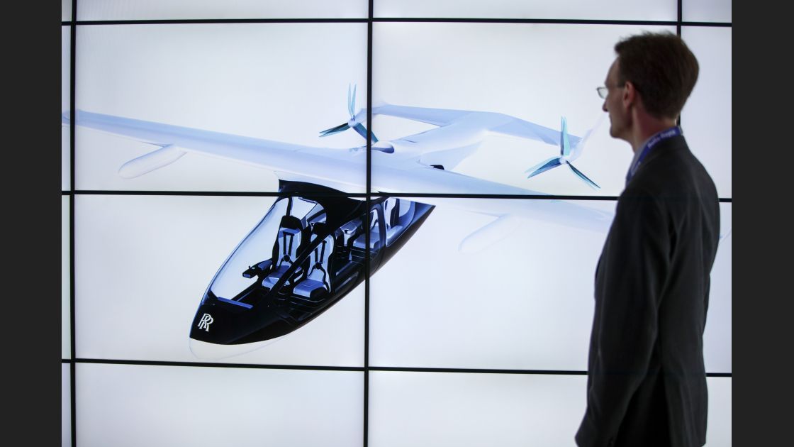 Rolls-Royce anuncia operación del taxi aéreo para 2020