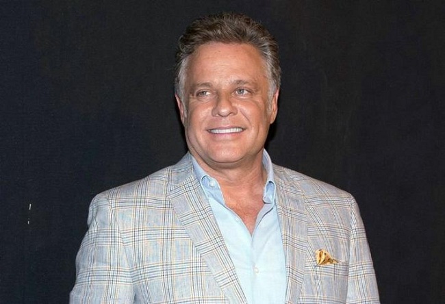 Alexis Ayala reaparece tras sufrir infarto