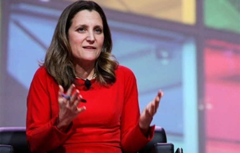 Ministra canadiense llega a Cancillería; se reúne con Luis Videgaray