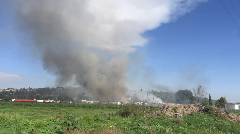 Explosión de pirotecnia en Tultepec deja al menos cuatro muertos