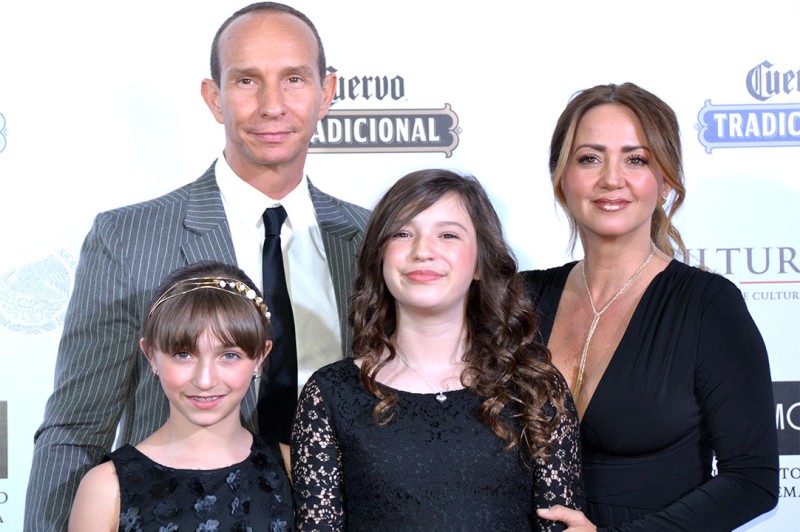 Familia de Andrea Legarreta estaban en la plaza que colapsó