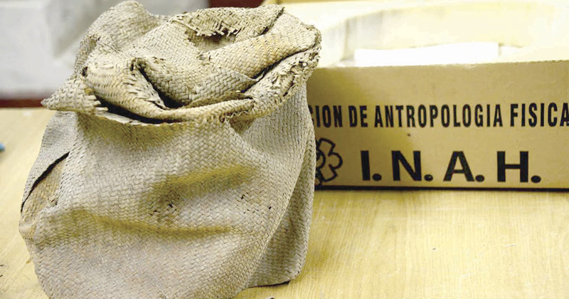 Descubren momia de niño en cueva de Tamaulipas