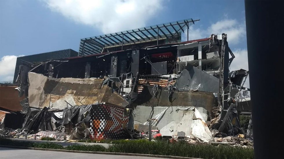 Derrumbe en el centro comercial Artz del Pedregal; se construyó sobre la cuenca de un río