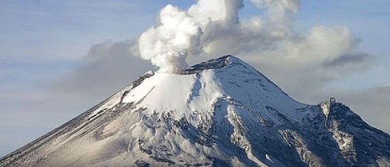 Popocatépetl emite 18 exhalaciones de baja intensidad
