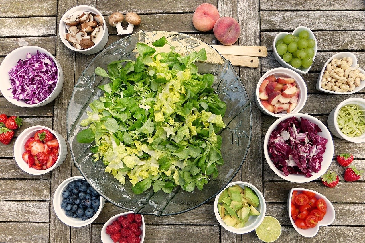 Ensaladas, opción fresca y saludable para disfrutar en verano